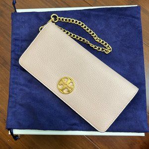 Tory Burch clutch wristlet/wallet in blush pink